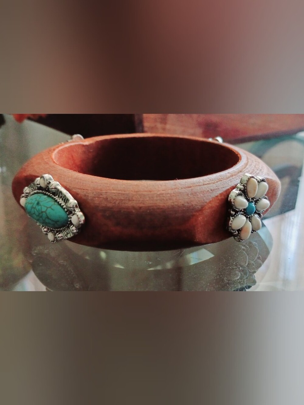 Wood Bangle Bracelet w/turquoise stone/white flower cabachons